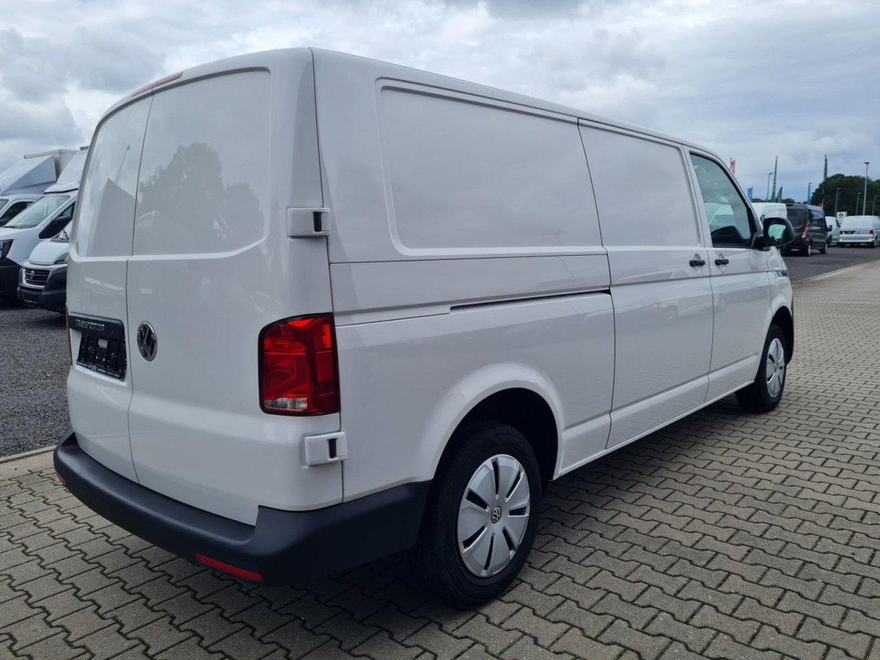 Volkswagen T6.1 Kasten TDi lang Flügeltüren KLIMA Verkleidu - Легковой фургон: фото 5 Volkswagen T6.1 Kasten TDi lang Flügeltüren KLIMA Verkleidu - Легковой фургон: фото 5