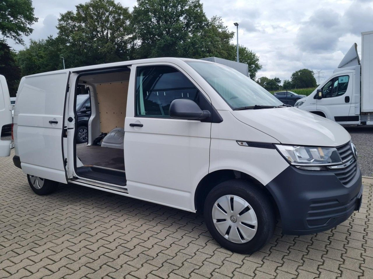 Volkswagen T6.1 Kasten TDi lang Flügeltüren KLIMA Verkleidu - Легковой фургон: фото 4 Volkswagen T6.1 Kasten TDi lang Flügeltüren KLIMA Verkleidu - Легковой фургон: фото 4