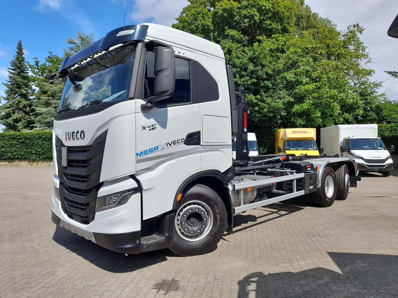 Iveco AD280X46Y/PS ON HIAB 490PS Lenk-Lift - Самосвал: фото 1 Iveco AD280X46Y/PS ON HIAB 490PS Lenk-Lift - Самосвал: фото 1