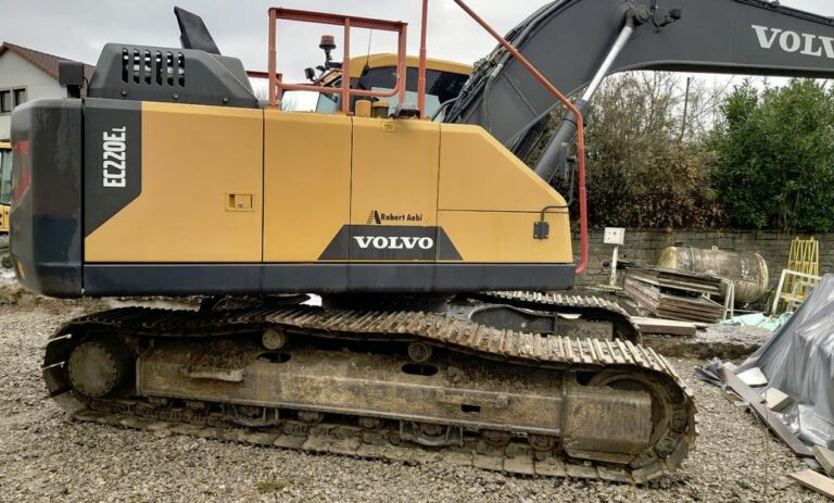 Volvo EC220 EL – excavator / Kettenbagger - Гусеничный экскаватор: фото 1 Volvo EC220 EL – excavator / Kettenbagger - Гусеничный экскаватор: фото 1