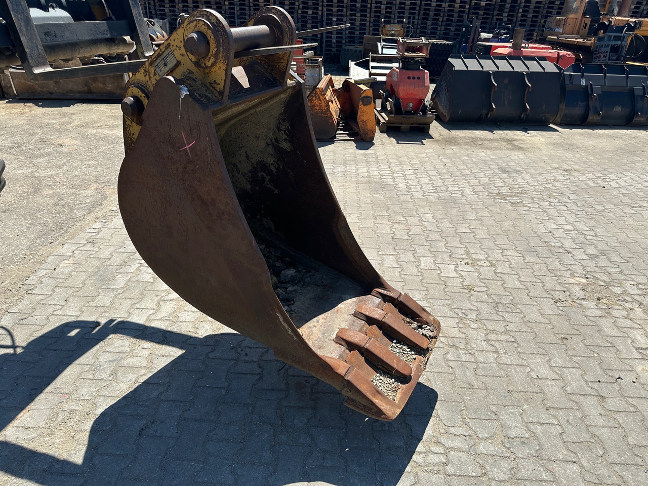 Caterpillar 3208 Tieflöffel 70 cm - Ковш для экскаватора для Строительной техники: фото 3 Caterpillar 3208 Tieflöffel 70 cm - Ковш для экскаватора для Строительной техники: фото 3