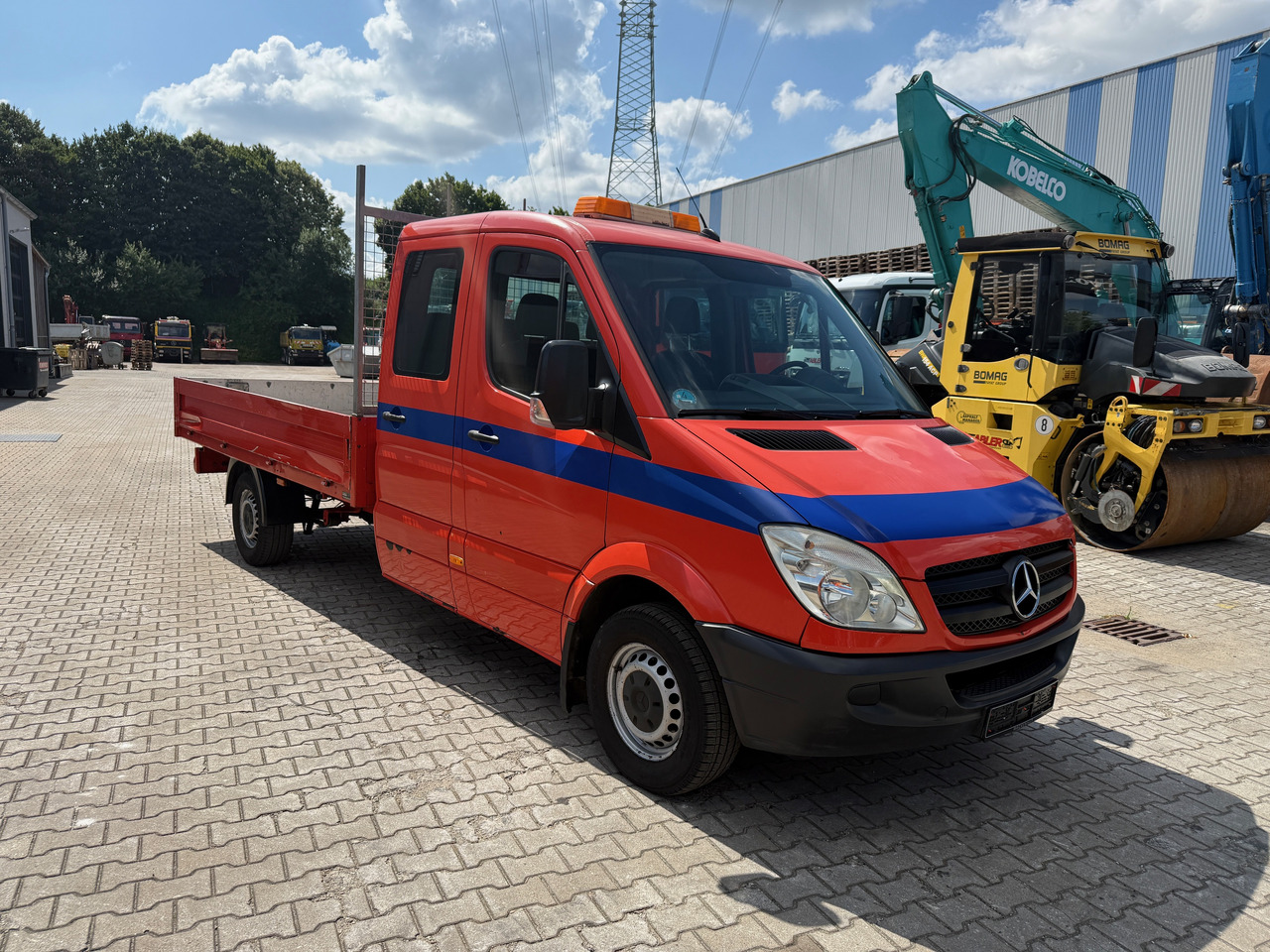 Mercedes-Benz 311 Sprinter Pritsche AHK - Грузовик бортовой/ Платформа: фото 3 Mercedes-Benz 311 Sprinter Pritsche AHK - Грузовик бортовой/ Платформа: фото 3