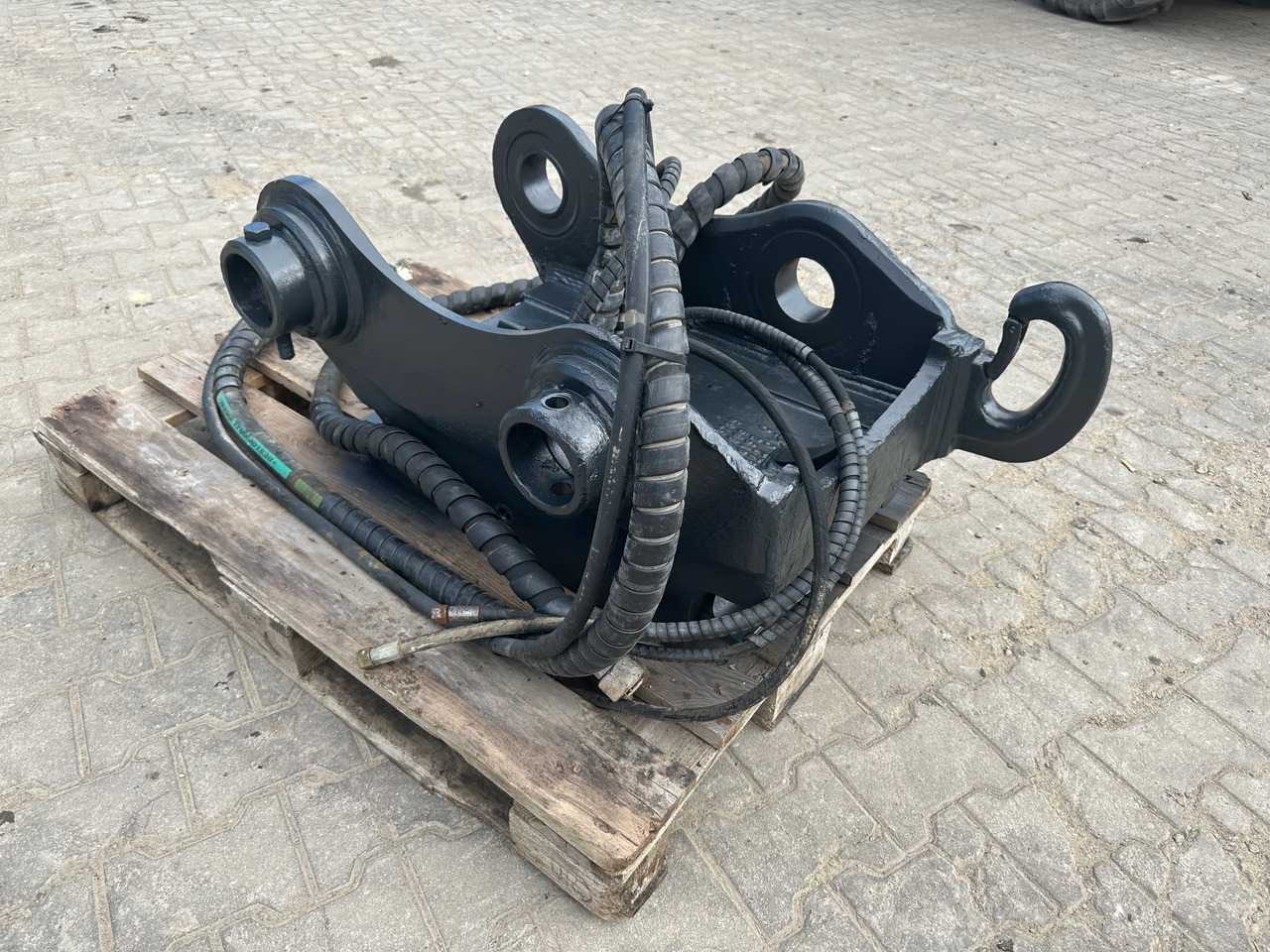 Сцепное устройство Oilquick OQ 65 vollhydraulischer Schnellwechsler: фото 7