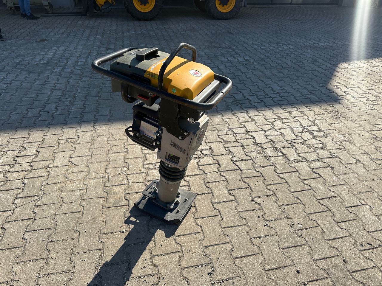 Wacker Neuson AS50E Rüttelstampfer Elektro AKKU! - Трамбовка: фото 3 Wacker Neuson AS50E Rüttelstampfer Elektro AKKU! - Трамбовка: фото 3