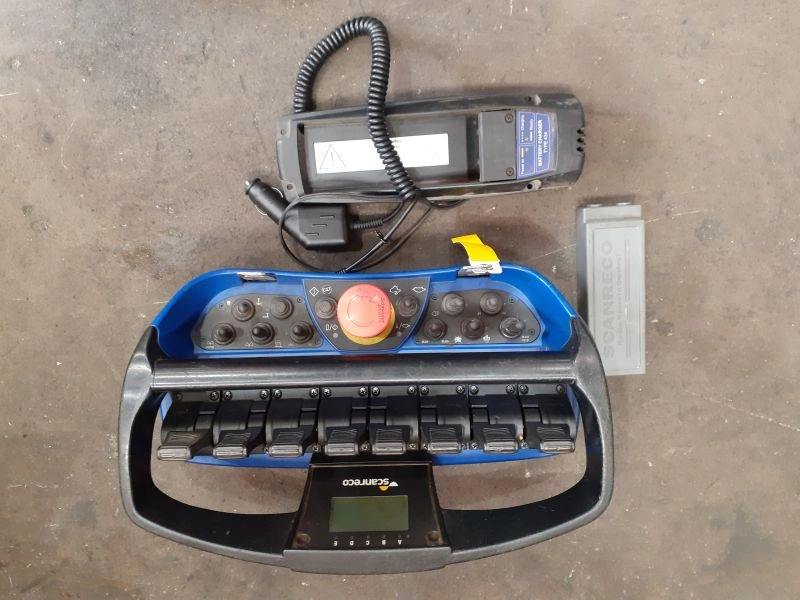 Grúa Ferrari F718 3C A5 - Кран-манипулятор для Грузовиков: фото 1 Grúa Ferrari F718 3C A5 - Кран-манипулятор для Грузовиков: фото 1