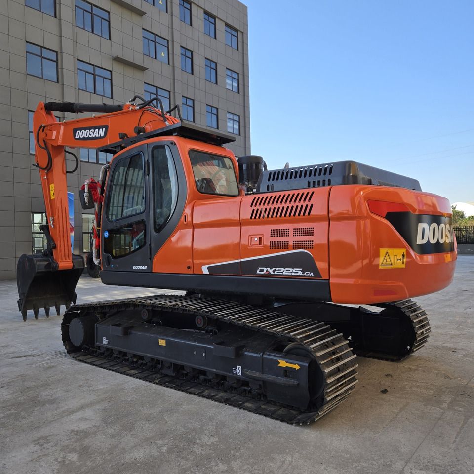 DOOSAN DX225 - Гусеничный экскаватор: фото 5 DOOSAN DX225 - Гусеничный экскаватор: фото 5