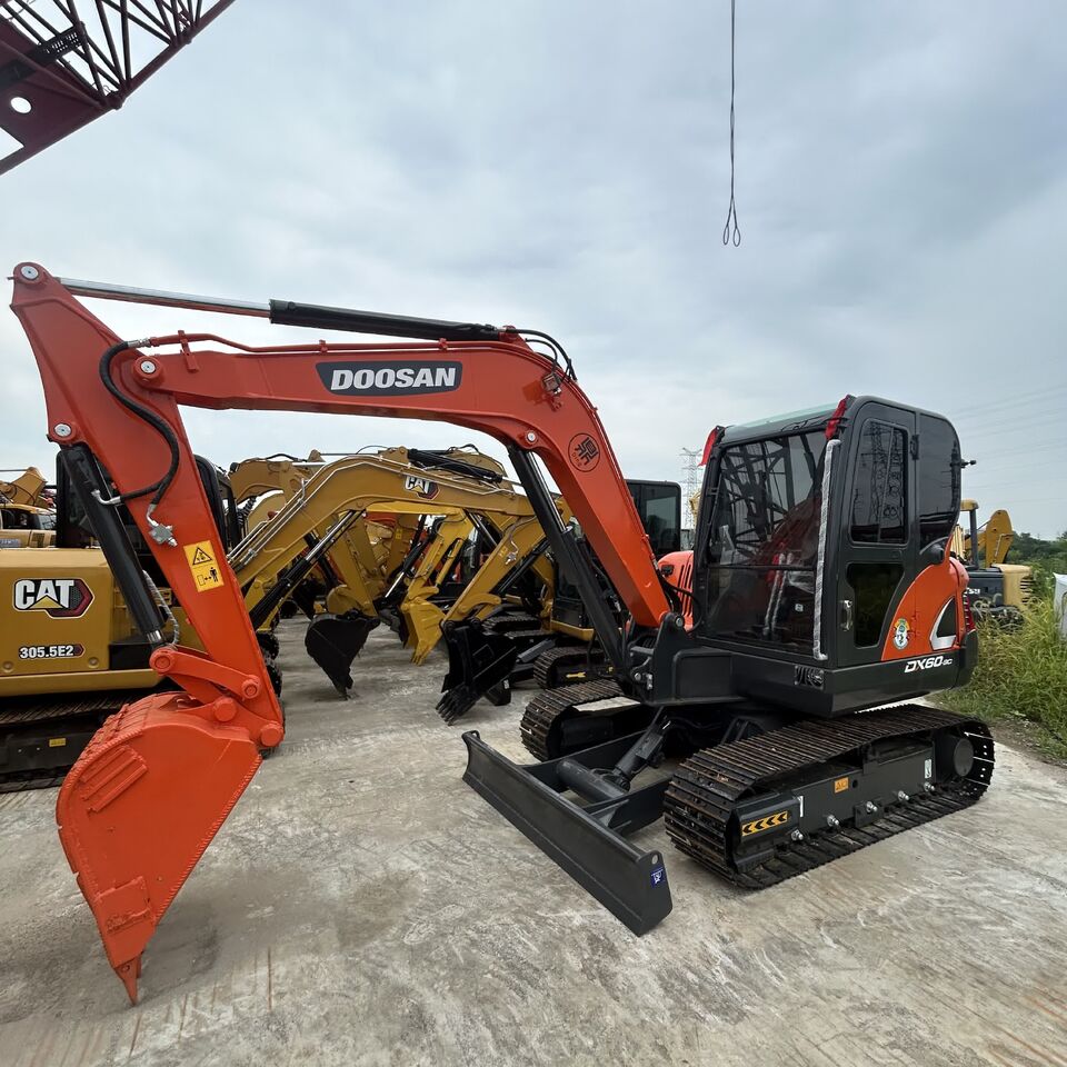 DOOSAN DX60 - Мини-экскаватор: фото 4 DOOSAN DX60 - Мини-экскаватор: фото 4
