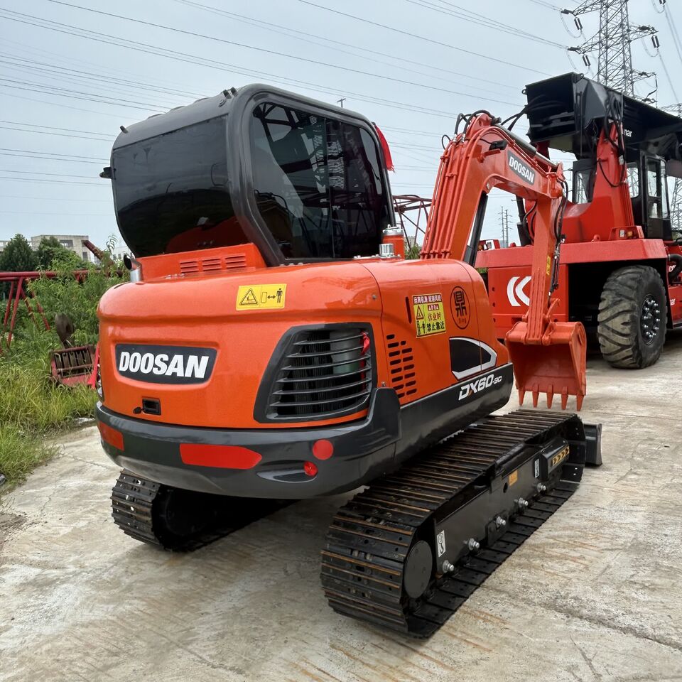 DOOSAN DX60 - Мини-экскаватор: фото 5 DOOSAN DX60 - Мини-экскаватор: фото 5