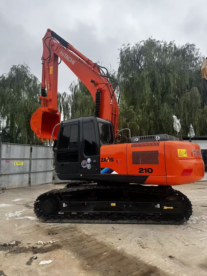 HITACHI ZX210 - Экскаватор: фото 5 HITACHI ZX210 - Экскаватор: фото 5