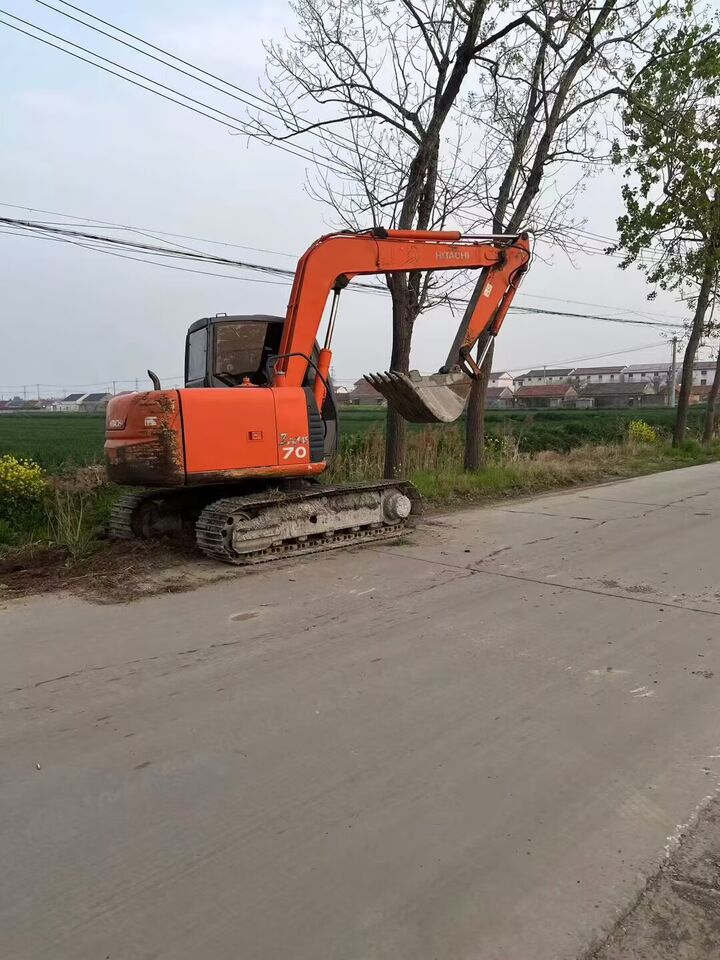 HITACHI ZX70 - Мини-экскаватор: фото 3 HITACHI ZX70 - Мини-экскаватор: фото 3