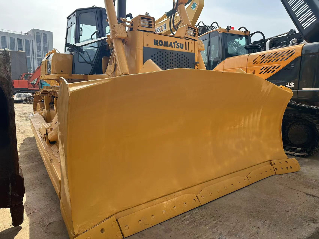 KOMATSU D155AX - Бульдозер: фото 3 KOMATSU D155AX - Бульдозер: фото 3