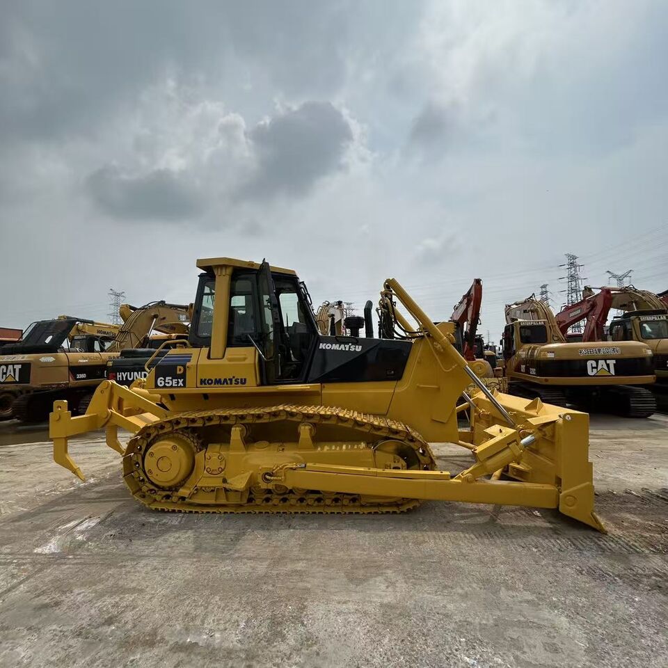 KOMATSU D65EX - Бульдозер: фото 4 KOMATSU D65EX - Бульдозер: фото 4