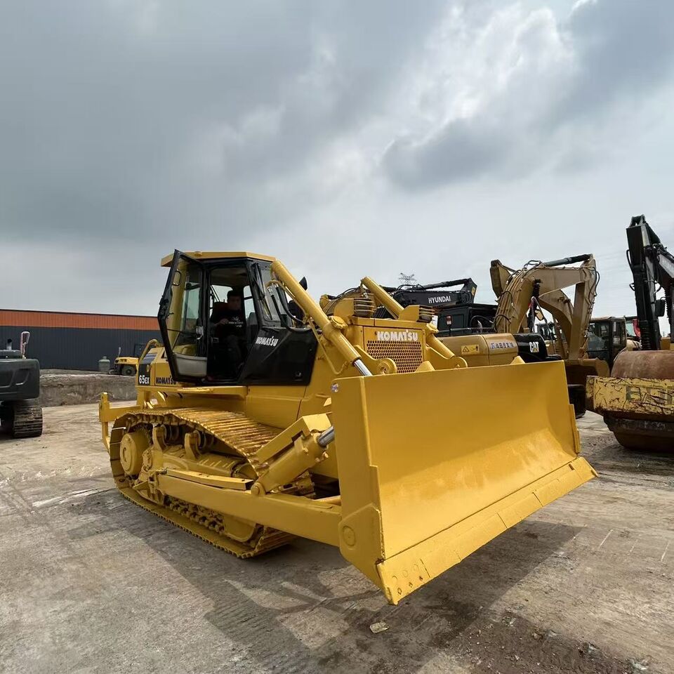 KOMATSU D65EX - Бульдозер: фото 2 KOMATSU D65EX - Бульдозер: фото 2