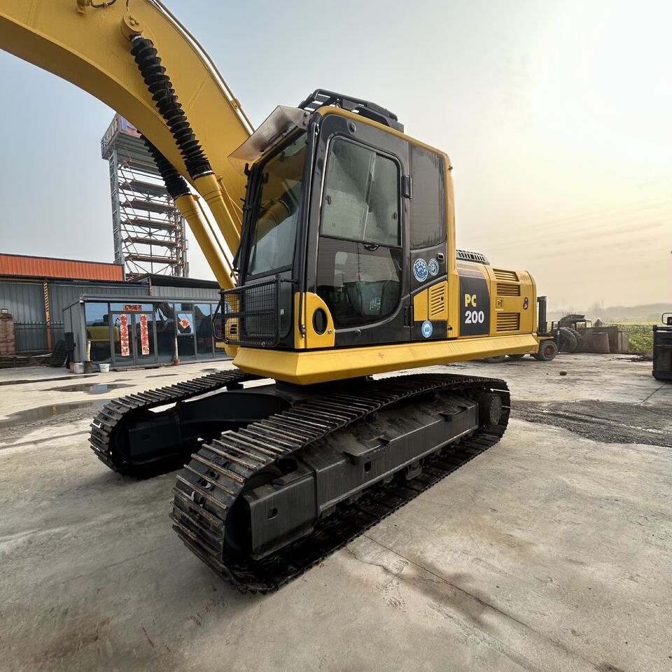 KOMATSU PC200-8 - Экскаватор: фото 5 KOMATSU PC200-8 - Экскаватор: фото 5