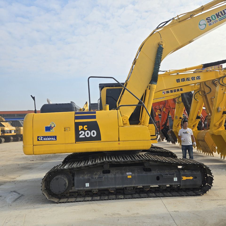 KOMATSU PC200-8 - Гусеничный экскаватор: фото 5 KOMATSU PC200-8 - Гусеничный экскаватор: фото 5