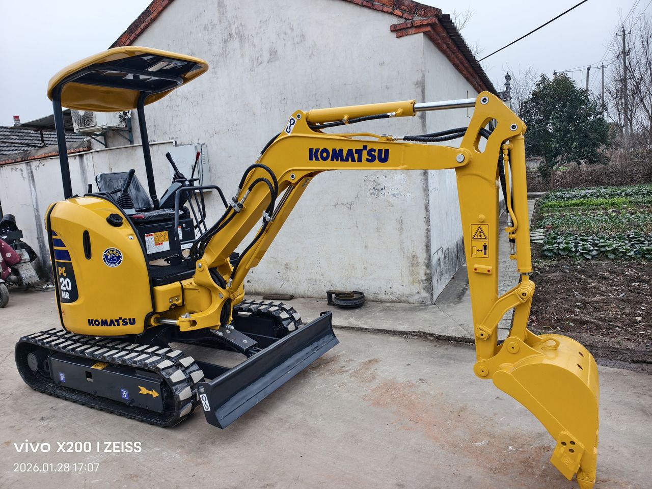 KOMATSU PC20MR - Мини-экскаватор: фото 2 KOMATSU PC20MR - Мини-экскаватор: фото 2