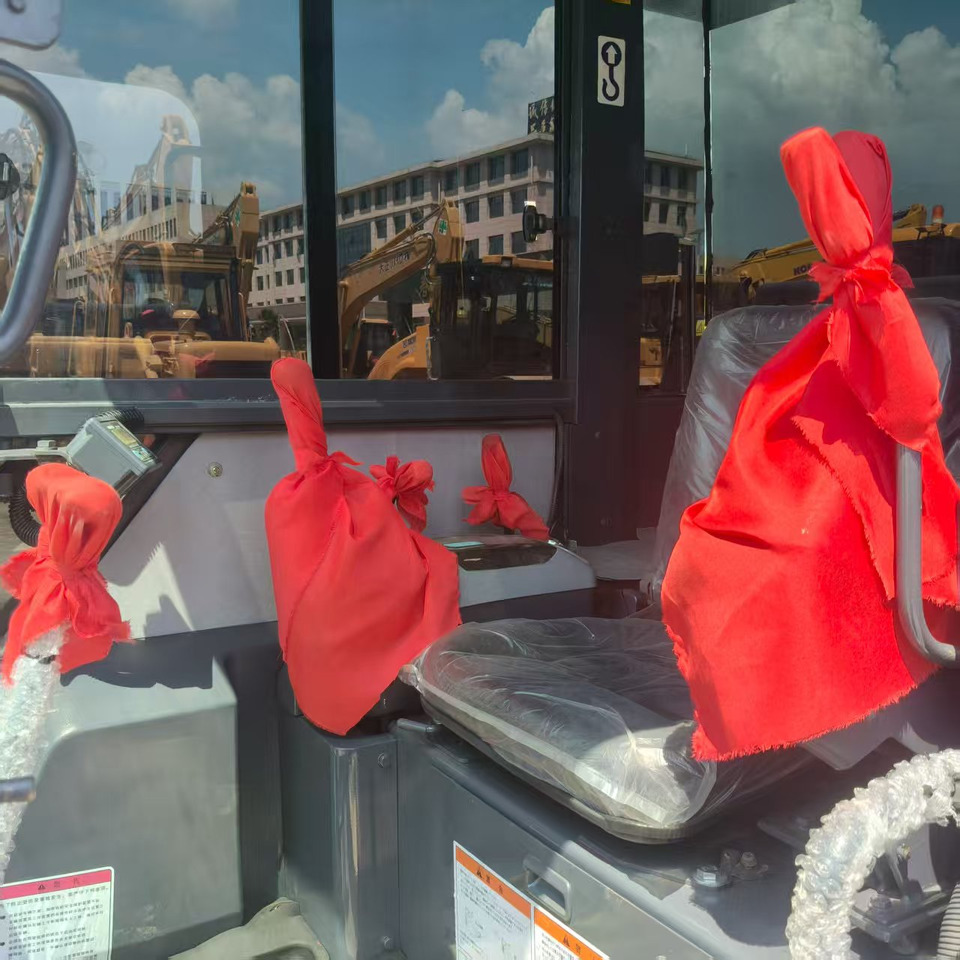 Мини-экскаватор KOMATSU PC30MR: фото 9