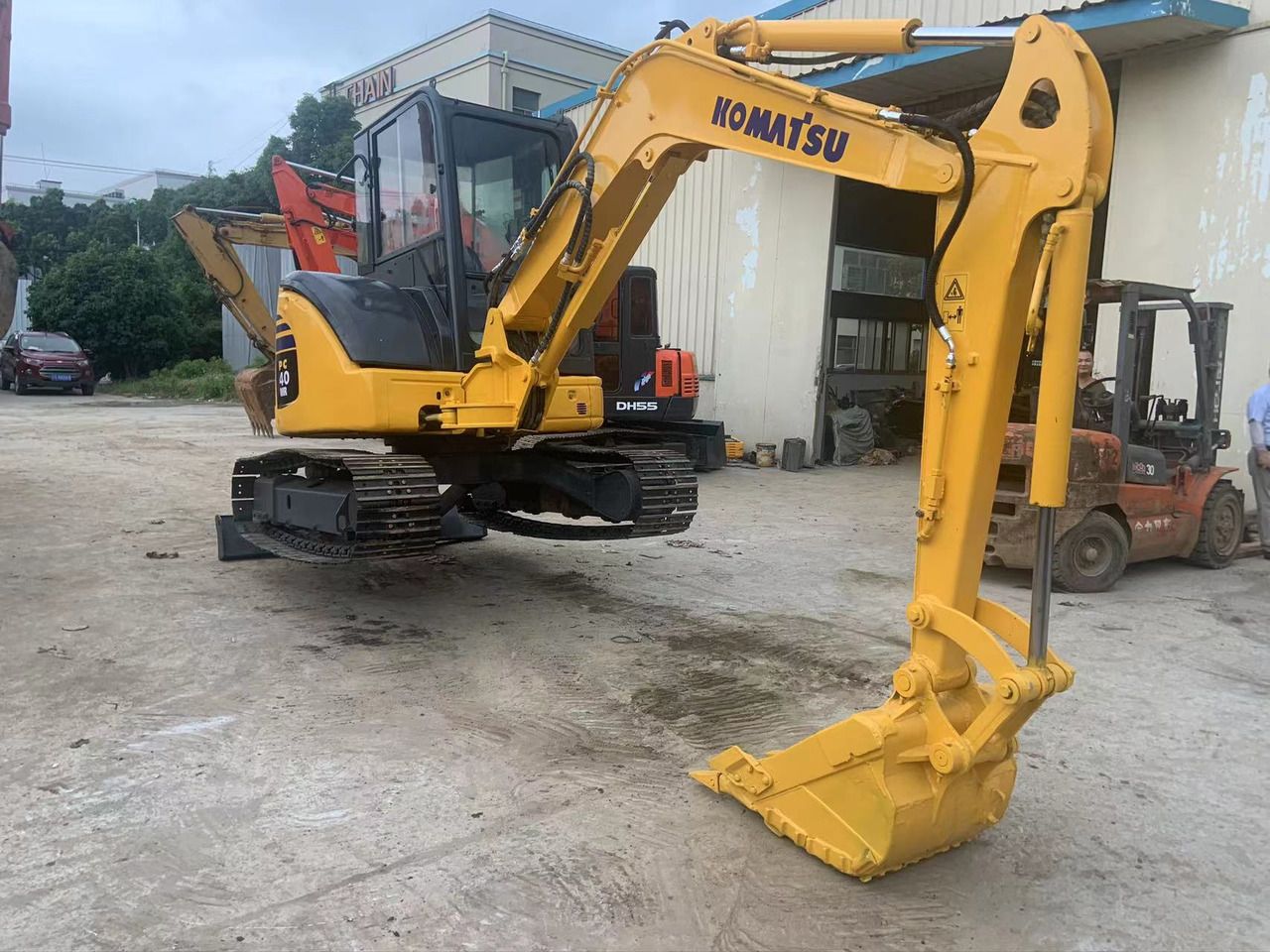 KOMATSU PC40 - Мини-экскаватор: фото 3 KOMATSU PC40 - Мини-экскаватор: фото 3