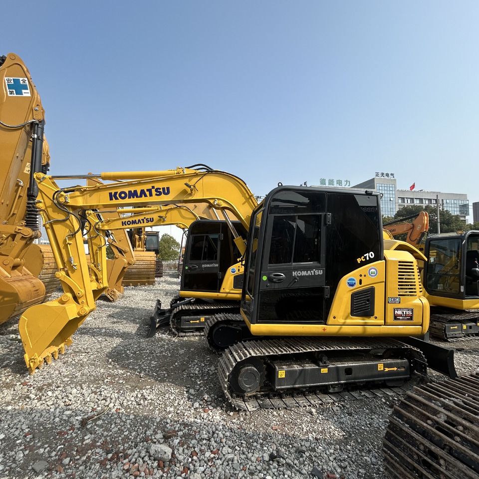 KOMATSU PC70-8 - Мини-экскаватор: фото 1 KOMATSU PC70-8 - Мини-экскаватор: фото 1