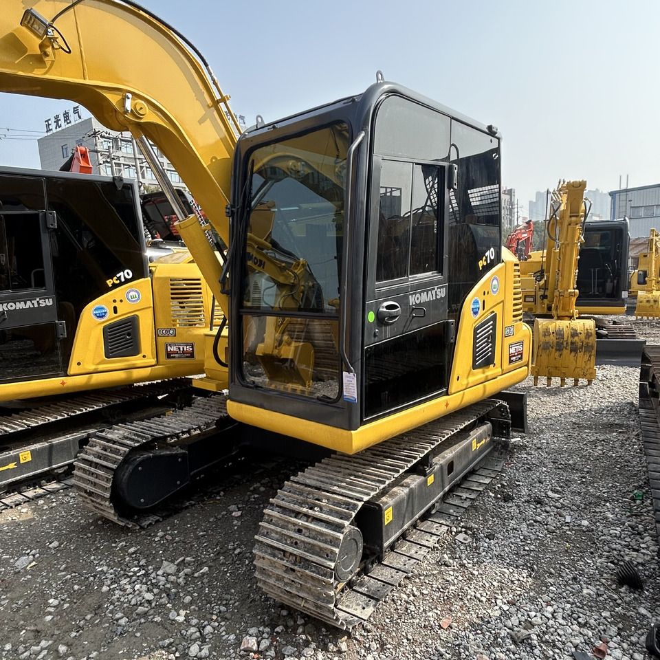KOMATSU PC70-8 - Мини-экскаватор: фото 2 KOMATSU PC70-8 - Мини-экскаватор: фото 2