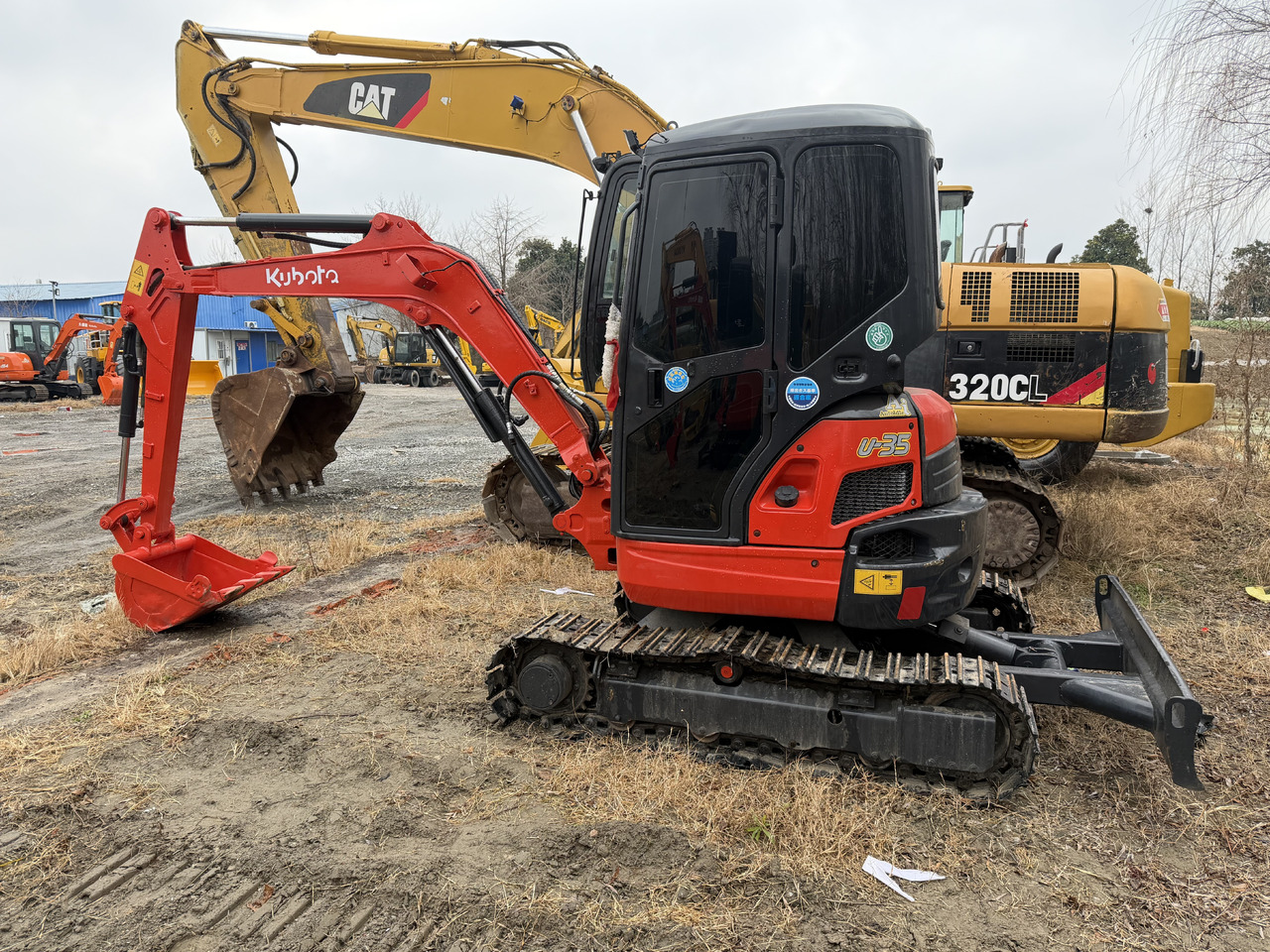 KUBOTA U35 - Мини-экскаватор: фото 2 KUBOTA U35 - Мини-экскаватор: фото 2