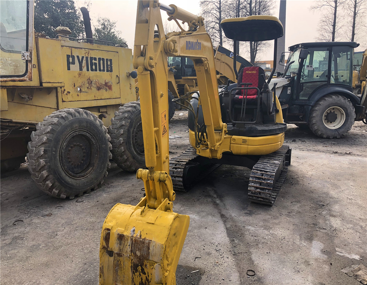 Мини-экскаватор Komatsu PC30MR: фото 1