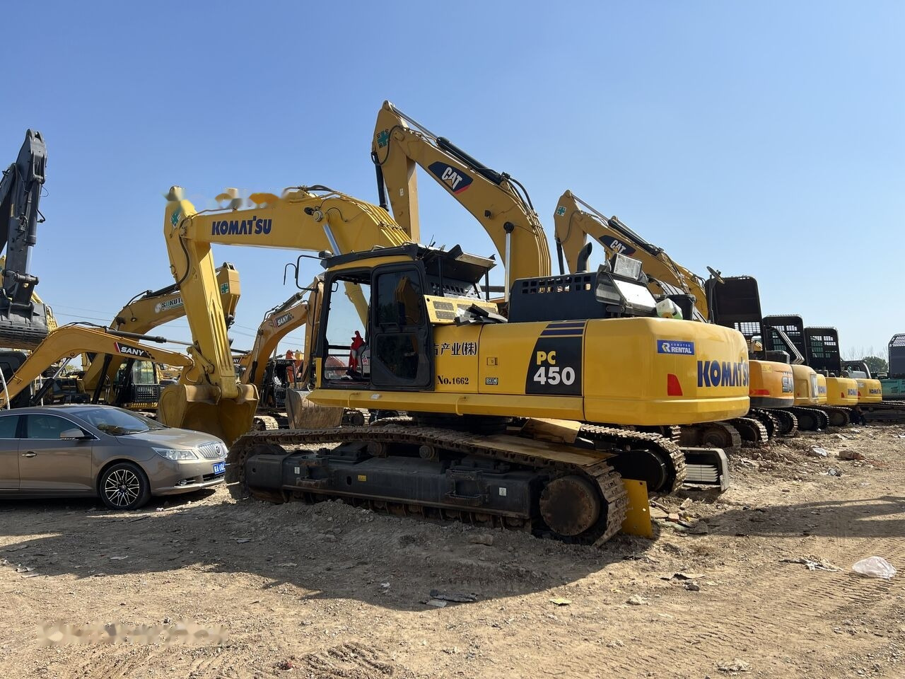 Komatsu PC450-8 - Гусеничный экскаватор: фото 2 Komatsu PC450-8 - Гусеничный экскаватор: фото 2