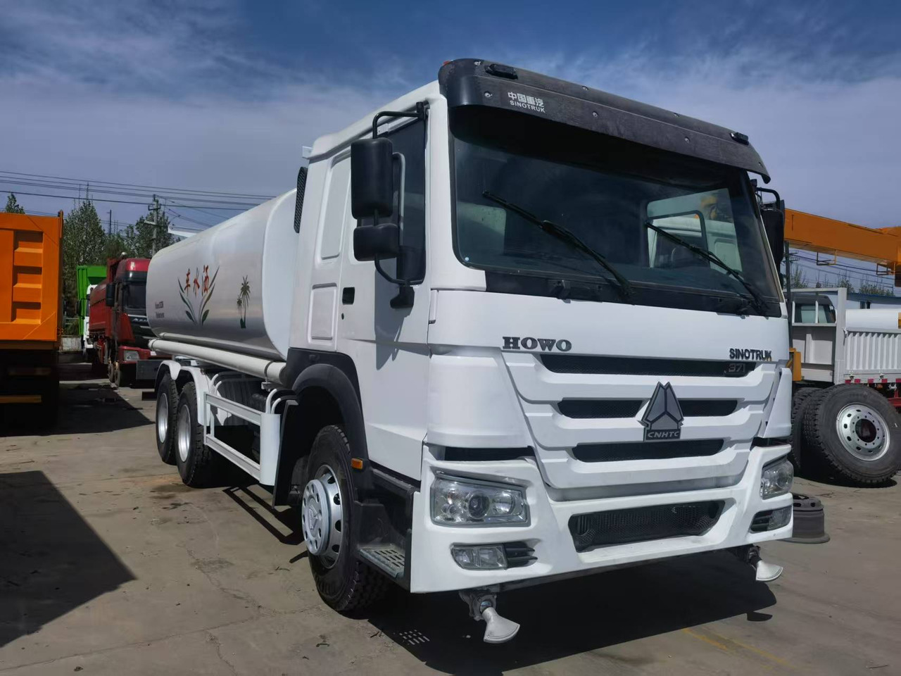 Sinotruk HOWO 371 6*4 Sprinkler truck - Коммунальная/ Специальная техника: фото 5 Sinotruk HOWO 371 6*4 Sprinkler truck - Коммунальная/ Специальная техника: фото 5