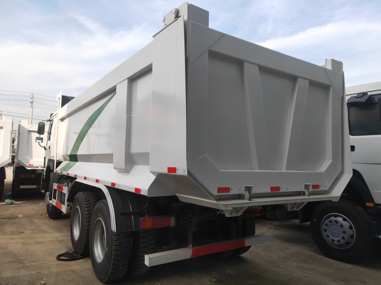 Sinotruk HOWO 371 6*4 Dump truck - Самосвал: фото 3 Sinotruk HOWO 371 6*4 Dump truck - Самосвал: фото 3