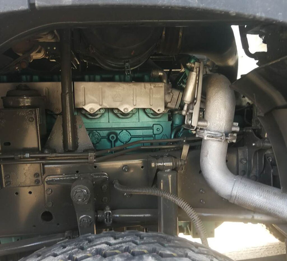 Самосвал Sinotruk HOWO 375 8*4 Dump truck: фото 7 Самосвал Sinotruk HOWO 375 8*4 Dump truck: фото 7