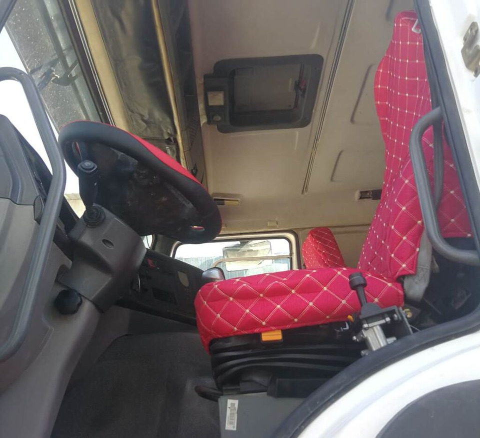 Самосвал Sinotruk HOWO 375 8*4 Dump truck: фото 6 Самосвал Sinotruk HOWO 375 8*4 Dump truck: фото 6