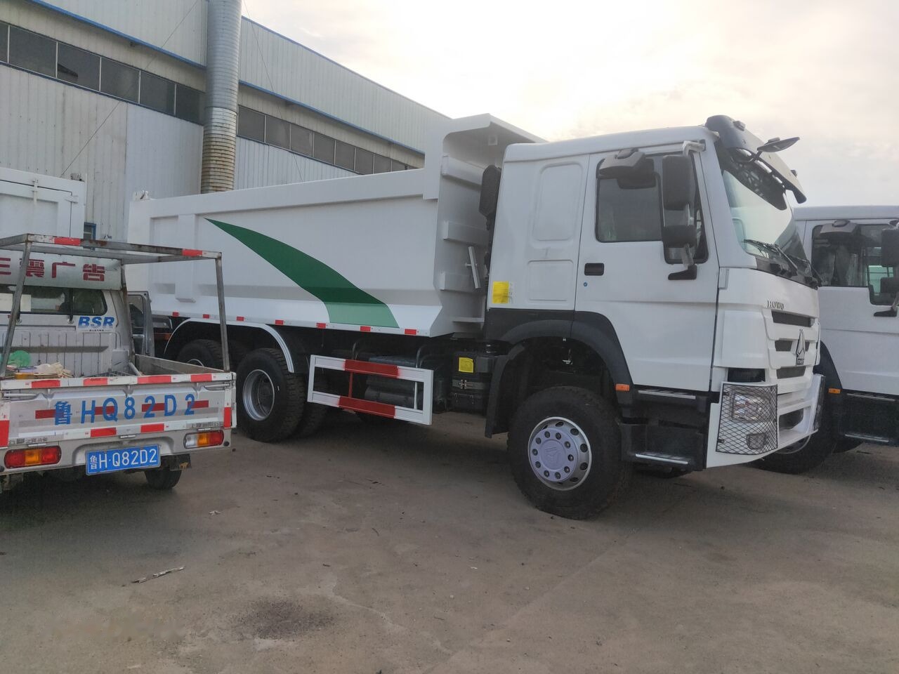 Sinotruk HOWO 6*4 Dump truck - Самосвал: фото 5 Sinotruk HOWO 6*4 Dump truck - Самосвал: фото 5
