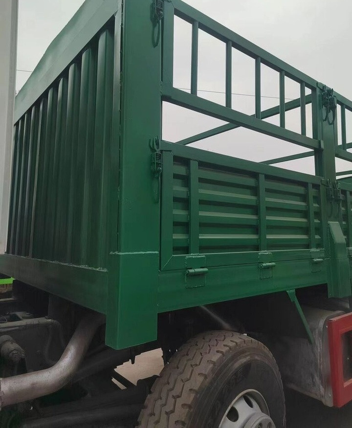 Грузовик бортовой/ Платформа Sinotruk HOWO 8*4 Fence Truck: фото 6 Грузовик бортовой/ Платформа Sinotruk HOWO 8*4 Fence Truck: фото 6
