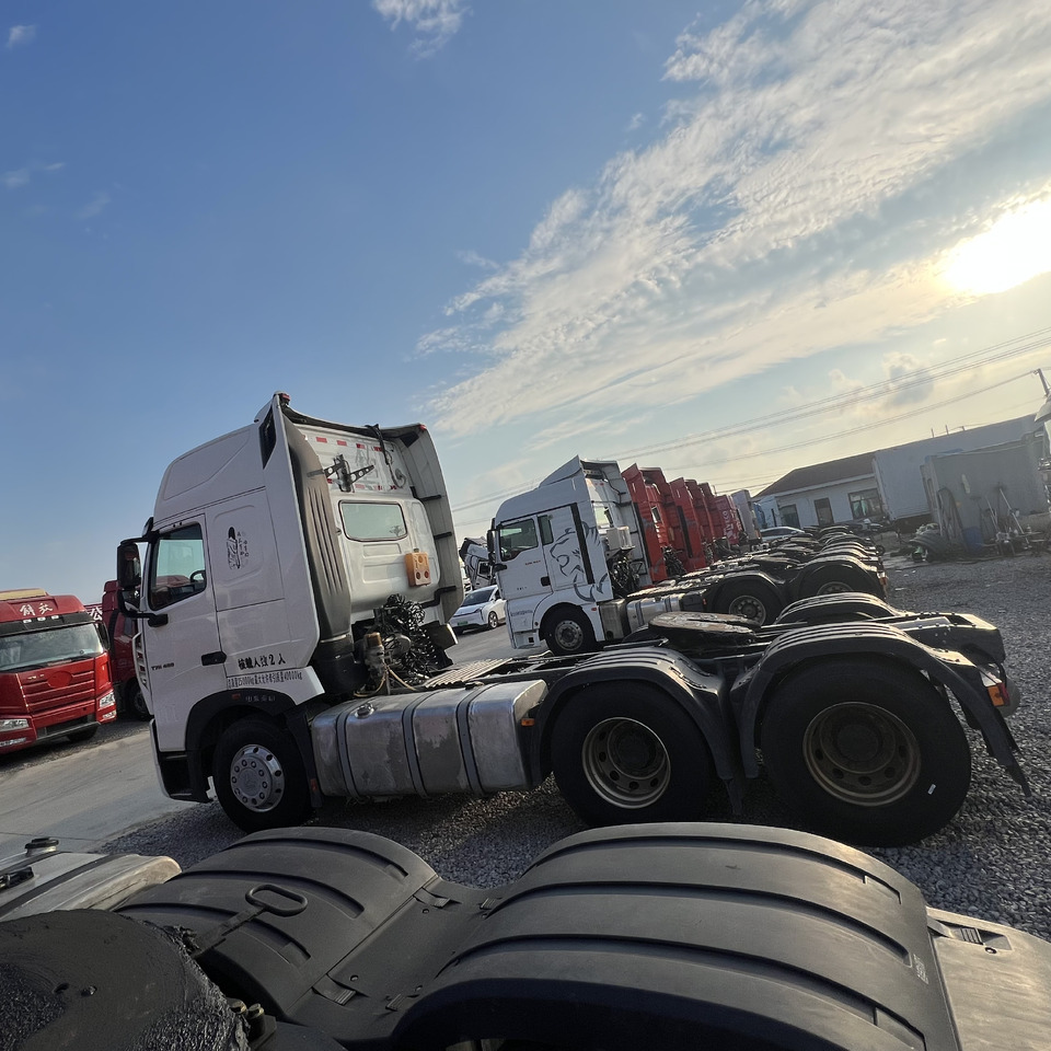 Sinotruk HOWO T7H480 Tractor - Мини-самосвал: фото 4 Sinotruk HOWO T7H480 Tractor - Мини-самосвал: фото 4