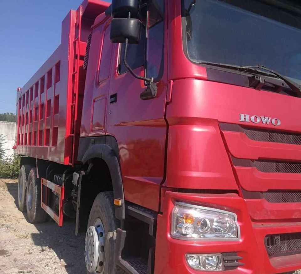 Самосвал Sinotruk Howo Howo 6×4: фото 6 Самосвал Sinotruk Howo Howo 6×4: фото 6