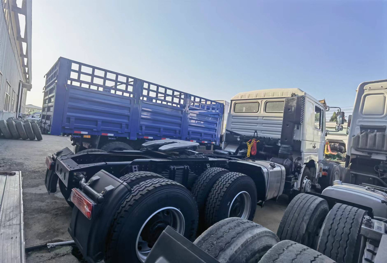 Shacman F3000 6*4 Tractor - Тягач: фото 3 Shacman F3000 6*4 Tractor - Тягач: фото 3