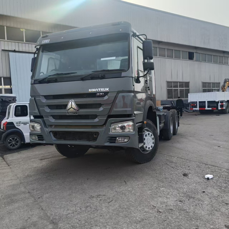 Sinotruk HOWO 371 Tractor(Right rudder) - Тягач: фото 4 Sinotruk HOWO 371 Tractor(Right rudder) - Тягач: фото 4