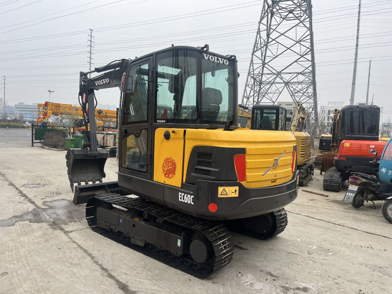 VOLVO EC60C - Мини-экскаватор: фото 1 VOLVO EC60C - Мини-экскаватор: фото 1