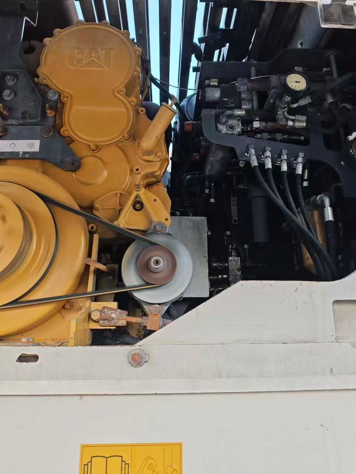 WIRTGEN W2100 - Дорожная фреза: фото 5 WIRTGEN W2100 - Дорожная фреза: фото 5