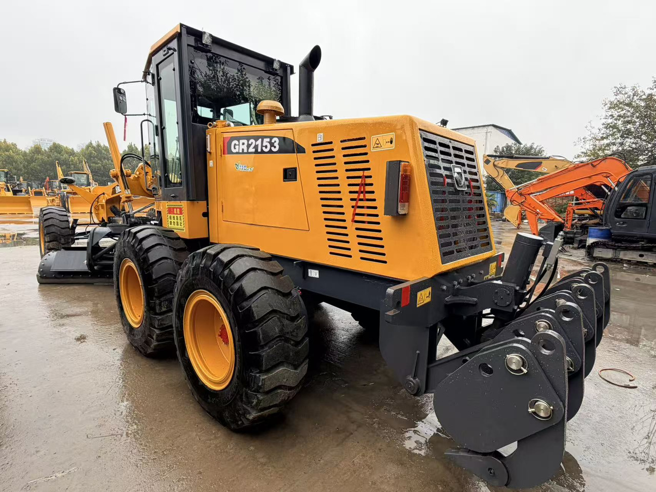 XCMG GR2153 - Грейдер: фото 3 XCMG GR2153 - Грейдер: фото 3