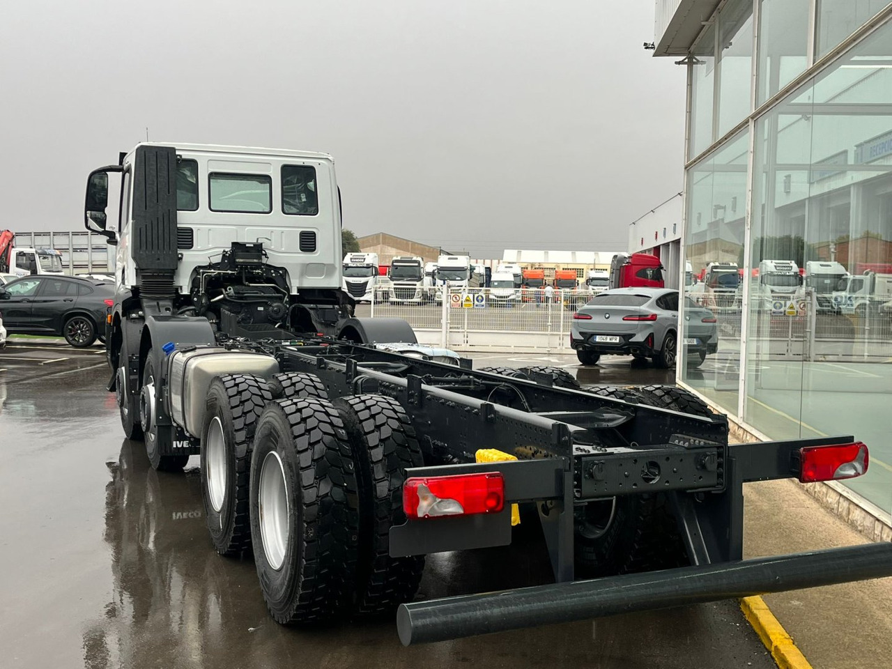 Chasis IVECO T-WAY 510cv 8X4 - Грузовик-шасси: фото 4 Chasis IVECO T-WAY 510cv 8X4 - Грузовик-шасси: фото 4