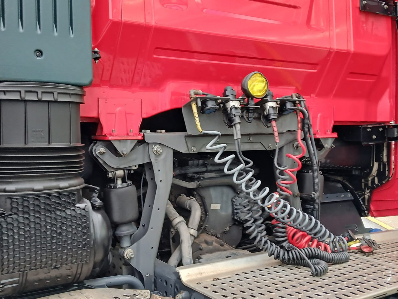 Cabeza Tractora IVECO 460 AUTOMATICO CON INTARDER - Тягач: фото 5 Cabeza Tractora IVECO 460 AUTOMATICO CON INTARDER - Тягач: фото 5