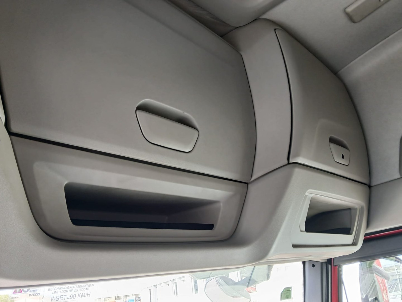 Тягач Cabeza Tractora IVECO 460 AUTOMATICO CON INTARDER: фото 12 Тягач Cabeza Tractora IVECO 460 AUTOMATICO CON INTARDER: фото 12