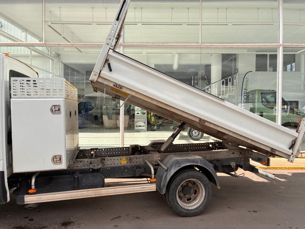 Volquete/Dumper IVECO 35C14 CAJA BASCULANTE - Малотоннажный самосвал: фото 5 Volquete/Dumper IVECO 35C14 CAJA BASCULANTE - Малотоннажный самосвал: фото 5