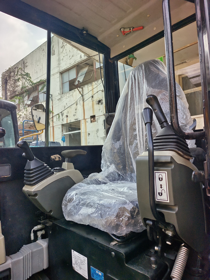 Мини-экскаватор CAT 305.5E2: фото 6