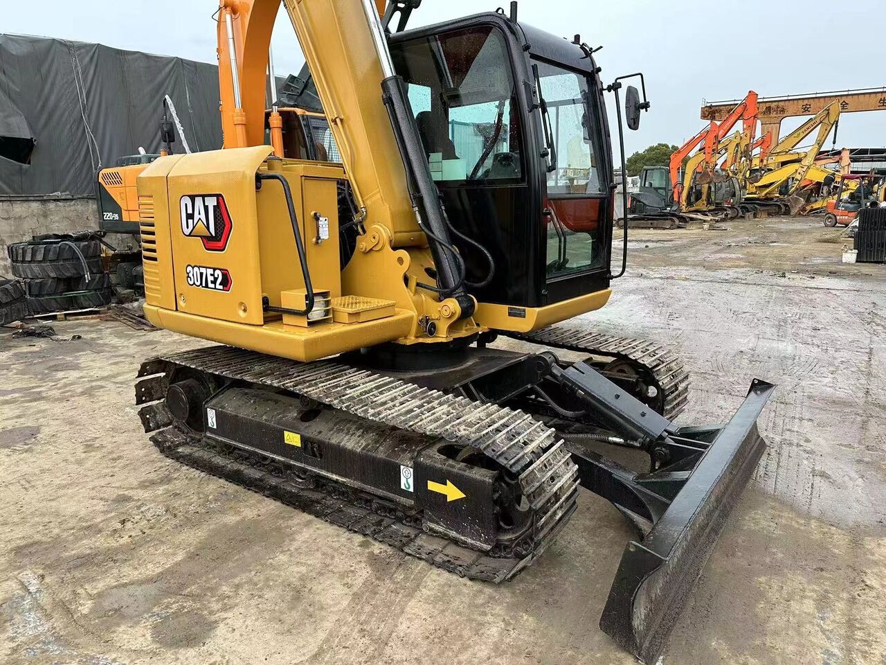 CAT 307E2 Final source China - Мини-экскаватор: фото 3 CAT 307E2 Final source China - Мини-экскаватор: фото 3