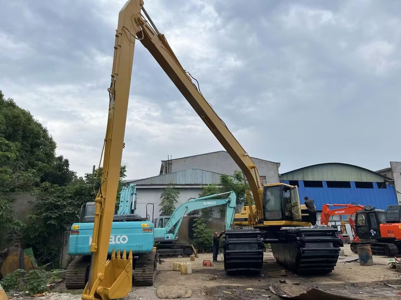 CAT 320 BL dredger 320 CL dredge - Водный экскаватор: фото 2 CAT 320 BL dredger 320 CL dredge - Водный экскаватор: фото 2