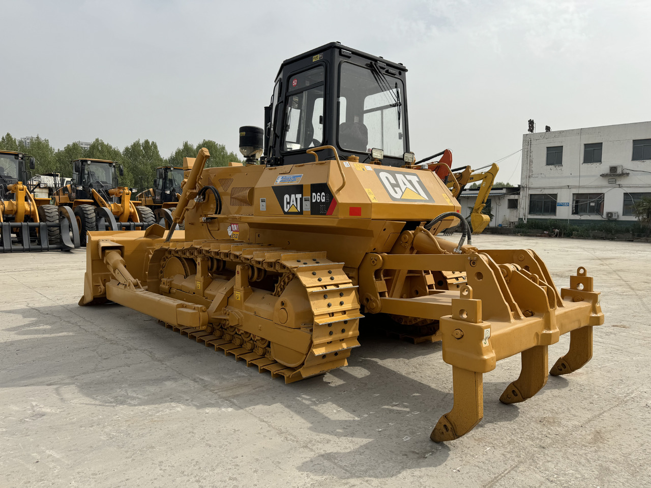 CAT D6G - Бульдозер: фото 3 CAT D6G - Бульдозер: фото 3