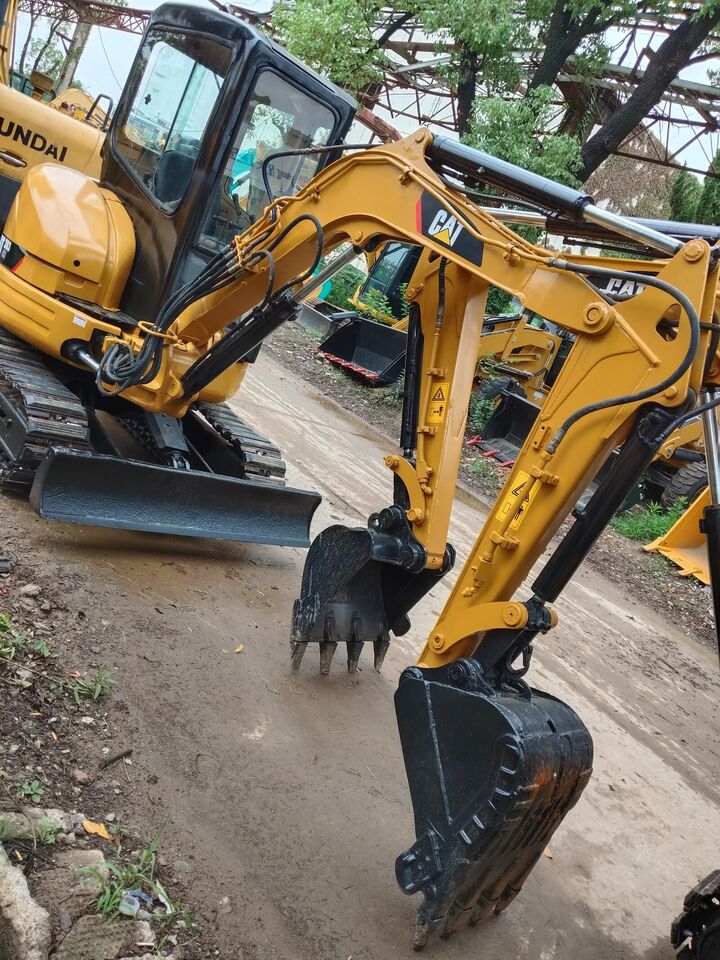 CATERPILLAR 303CR - Мини-экскаватор: фото 3 CATERPILLAR 303CR - Мини-экскаватор: фото 3