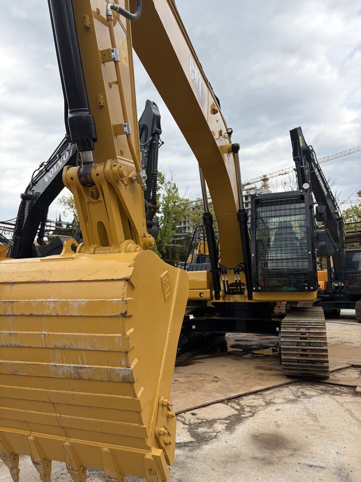 CATERPILLAR 323GC - Гусеничный экскаватор: фото 2 CATERPILLAR 323GC - Гусеничный экскаватор: фото 2
